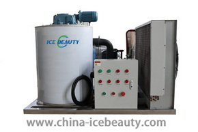 Ice flake maker